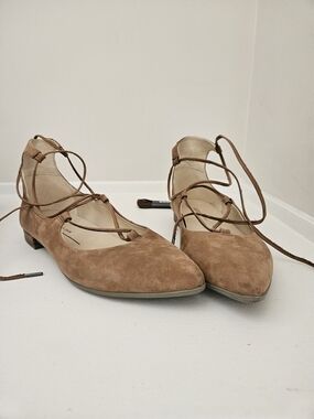 Ecco Tan Suede Pointed-Toe Ballerina Ankle Foot